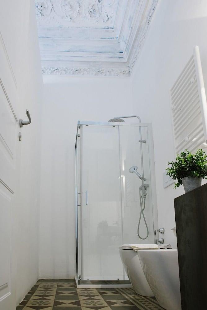 Agatha Cosy Hotel Катания Екстериор снимка
